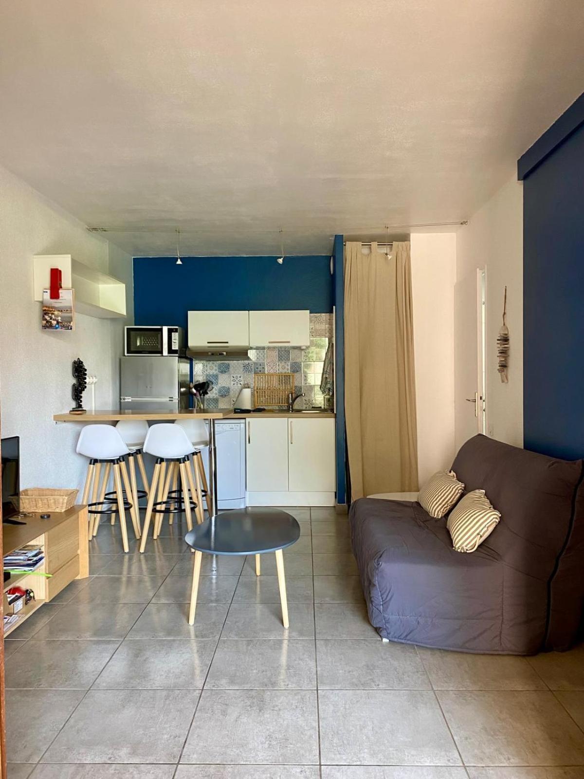 Superbe Appartement T2 En Residence Avec Piscine 생시프리앙 외부 사진